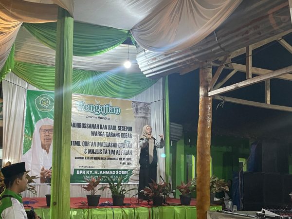 Haflah Akhirussanah Madrasah Diniyah Al-Falah Dusun Karangkobar